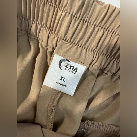 Zyia Wide Leg Khaki Pants, Size XL - Picture 10 of 11